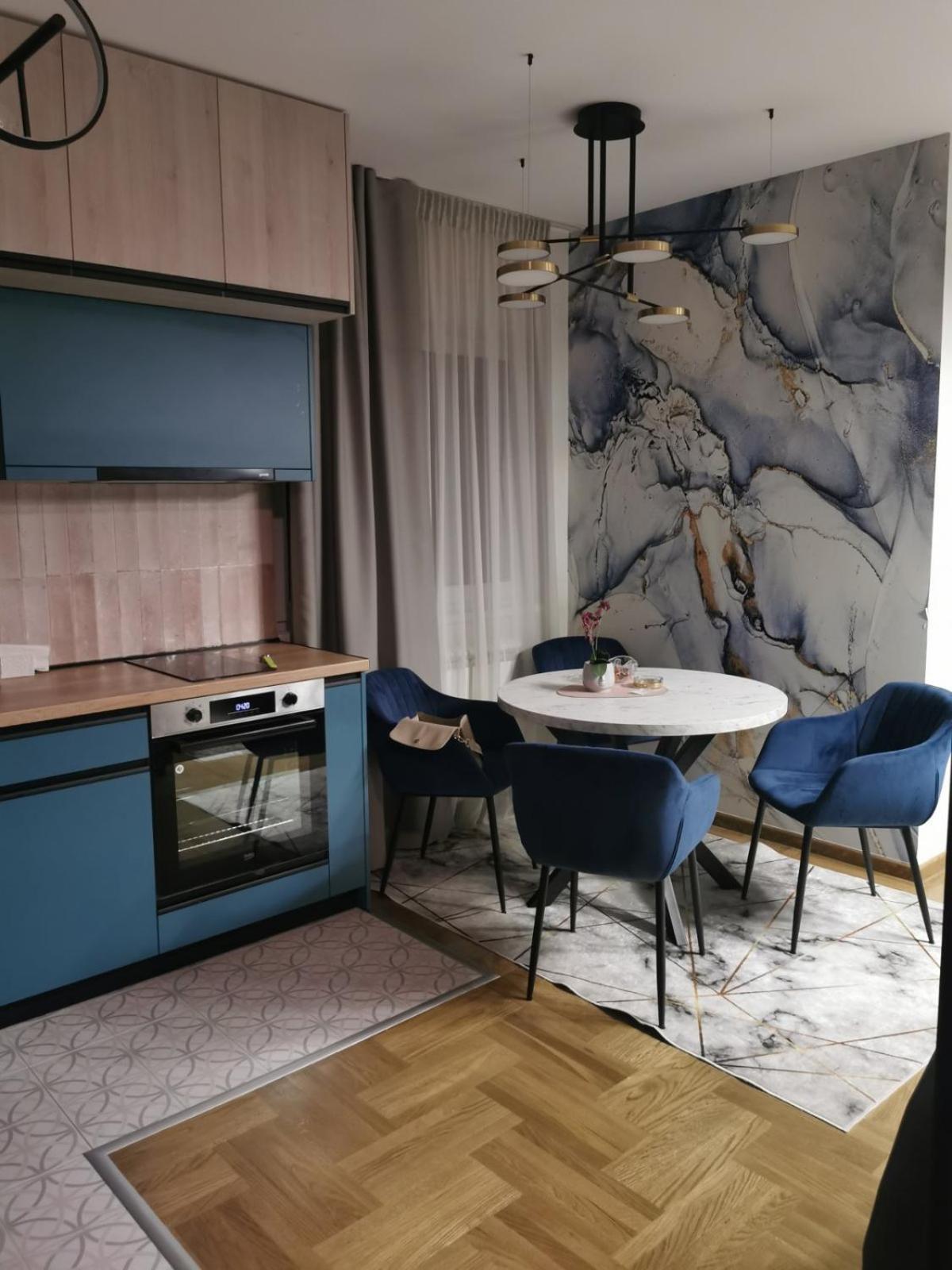 Gold Lux Apartment Cacak Luaran gambar